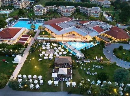 Poseidon Palace אתר נופש 4*