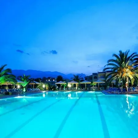 אתר נופש Poseidon Palace לפטוקריה