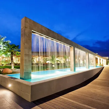 אתר נופש Poseidon Palace לפטוקריה