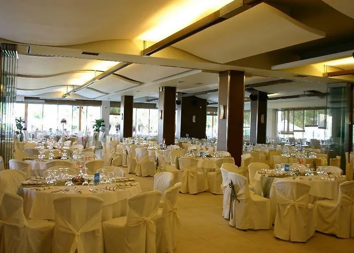 Üdülőközpont Poseidon Palace 4*