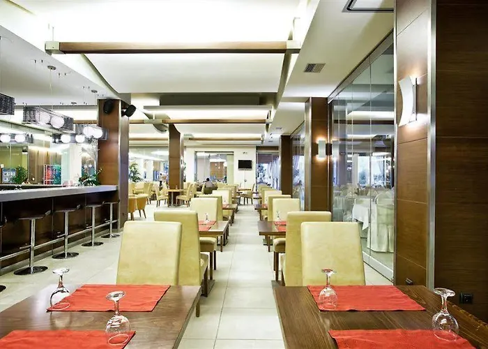 Üdülőközpont Poseidon Palace 4*