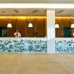 リゾート Poseidon Palace レプトカリヤ