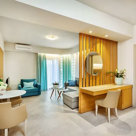 ποσειδών παλλάς 4*